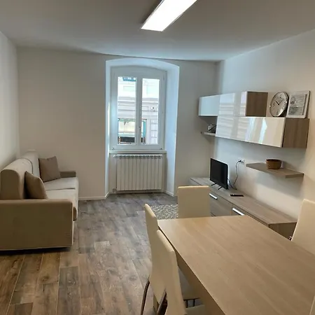 Ginevra 1 Апартаменты Триест